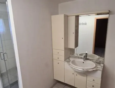 Villa56 *
